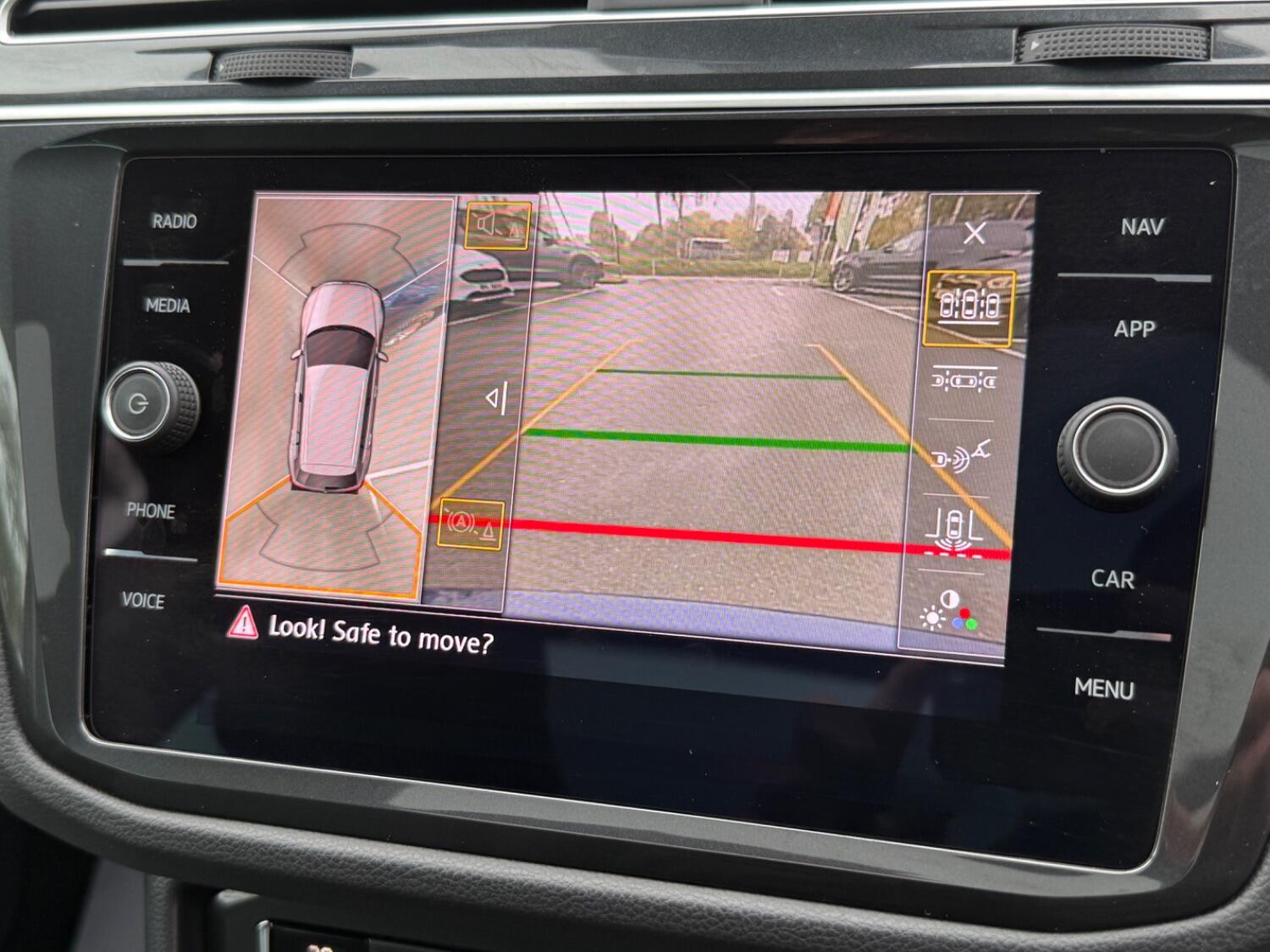 Used Volkswagen Tiguan 2020 for sale - 76334772: Photo 35