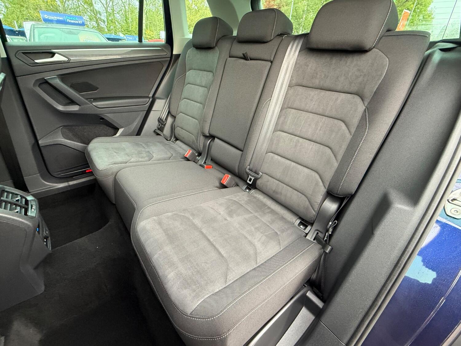 Used Volkswagen Tiguan 2020 for sale - 76334772: Photo 41