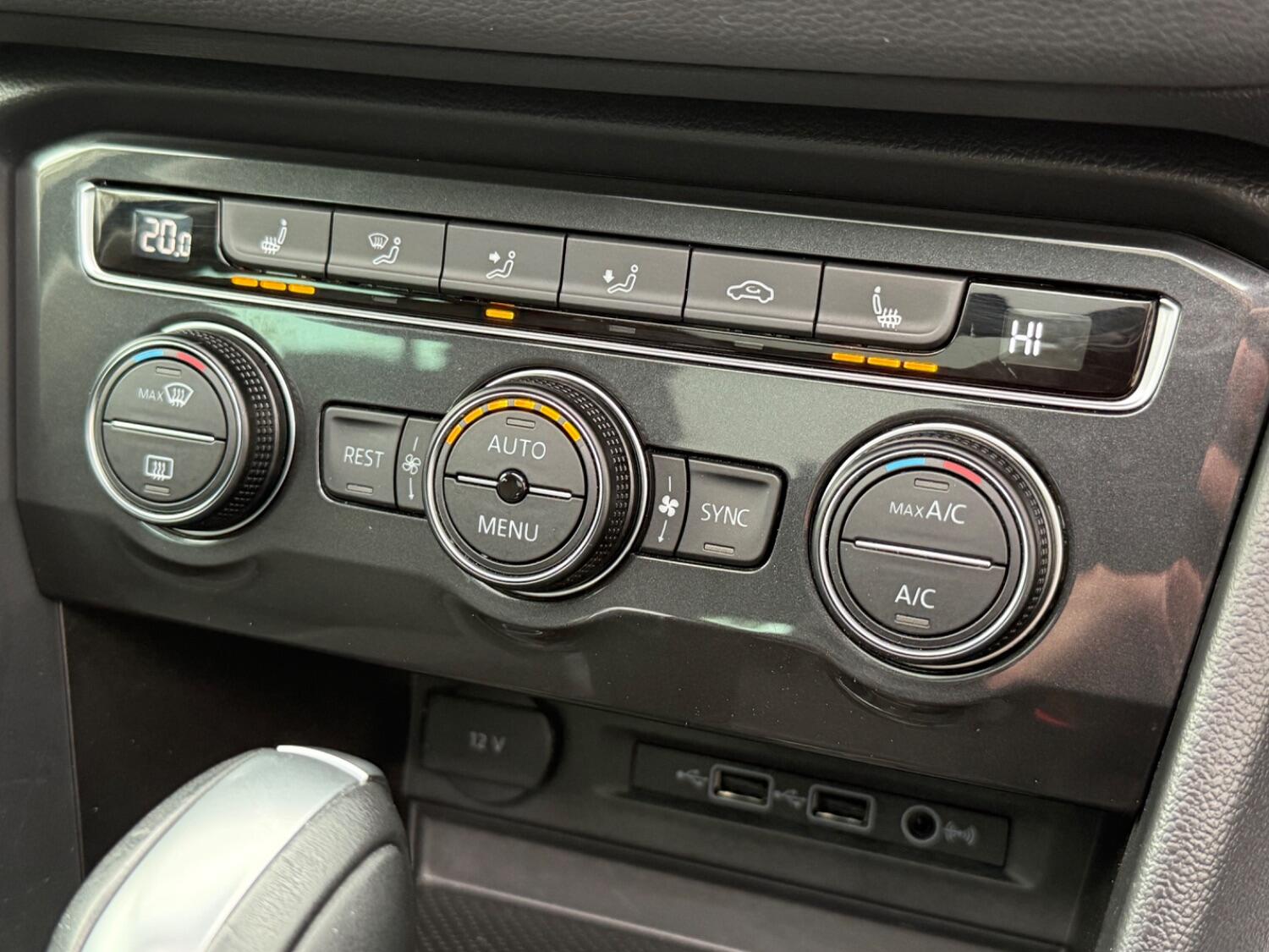 Used Volkswagen Tiguan 2020 for sale - 76334772: Photo 48