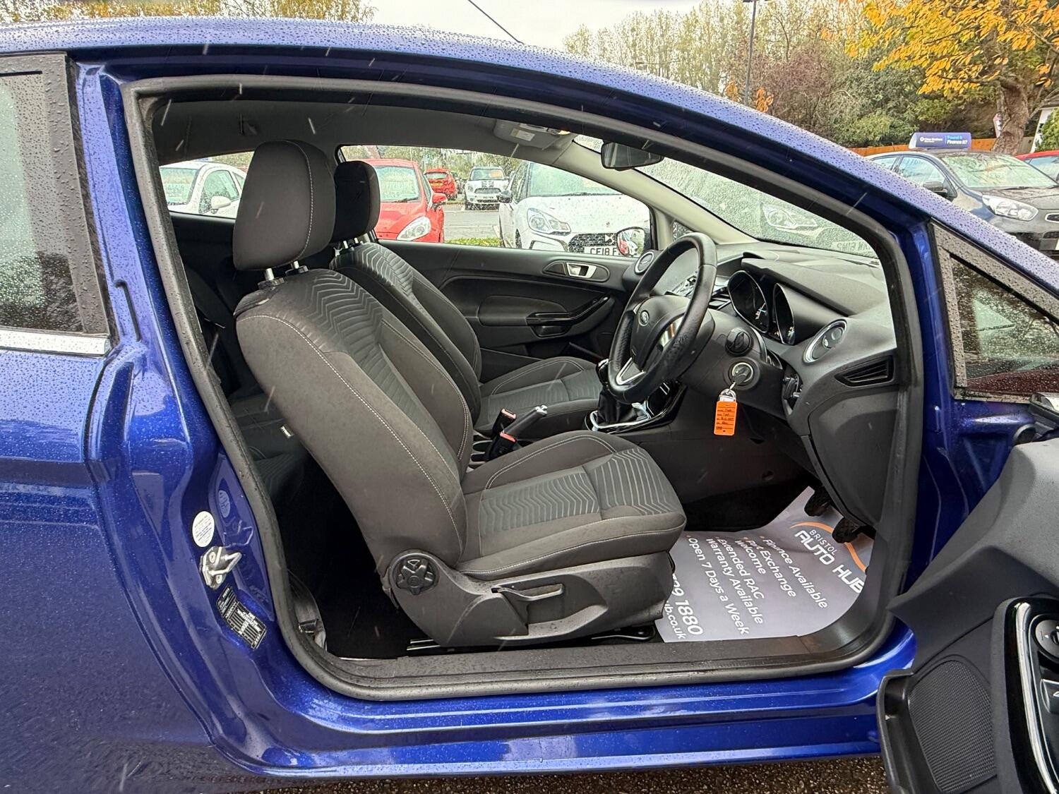 Used Ford Fiesta 2015 for sale - 76369356: Photo 13