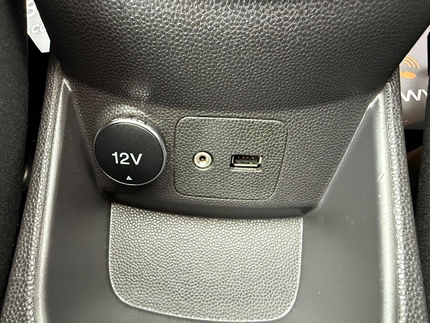 Used Ford Fiesta 2015 for sale - 76369356: Photo 30