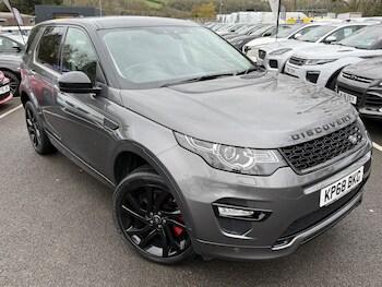 Used Land Rover Discovery Sport 2018 for sale - 76596536: Photo
