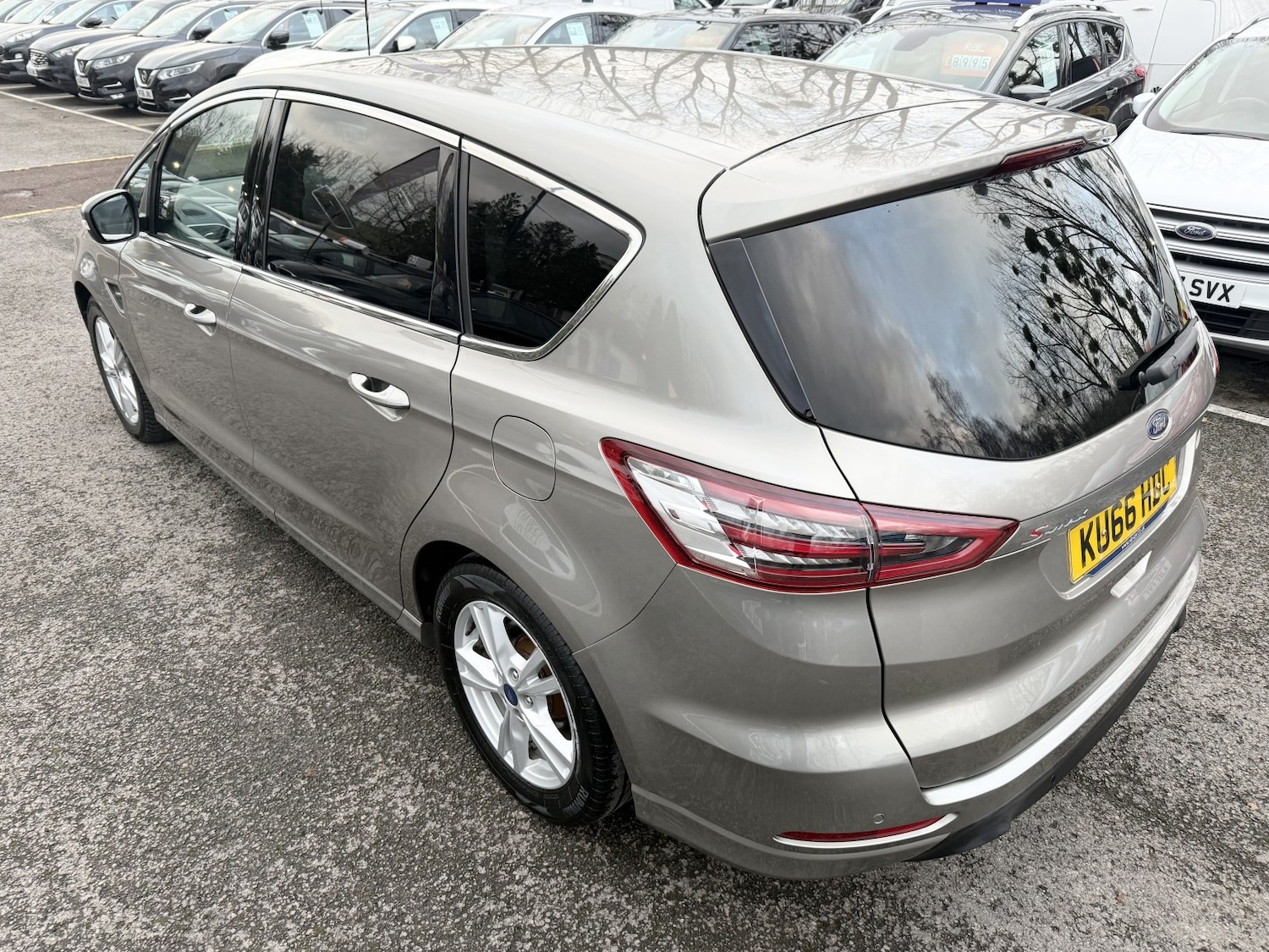 Used Ford S-Max 2016 for sale - 77073147: Photo 24