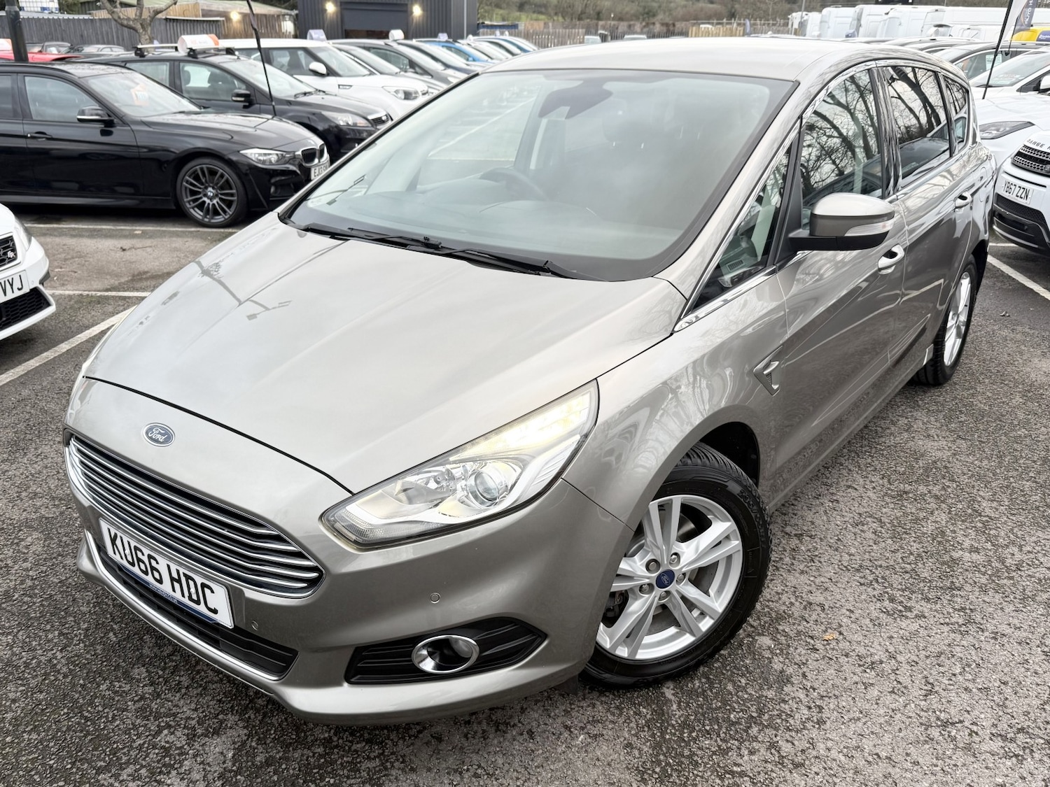 Used Ford S-Max 2016 for sale - 77073147: Photo 5