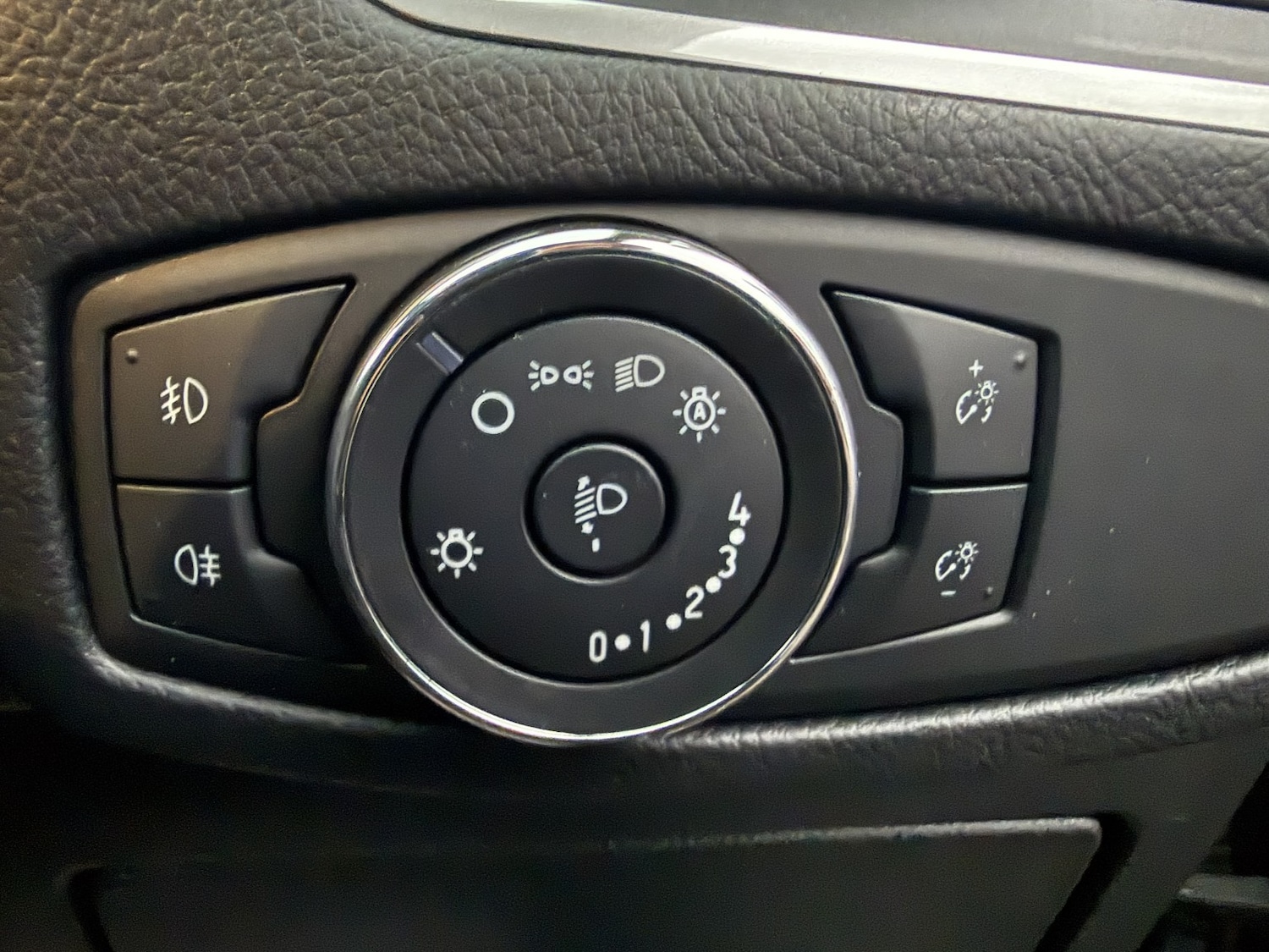 Used Ford S-Max 2016 for sale - 77073147: Photo 51