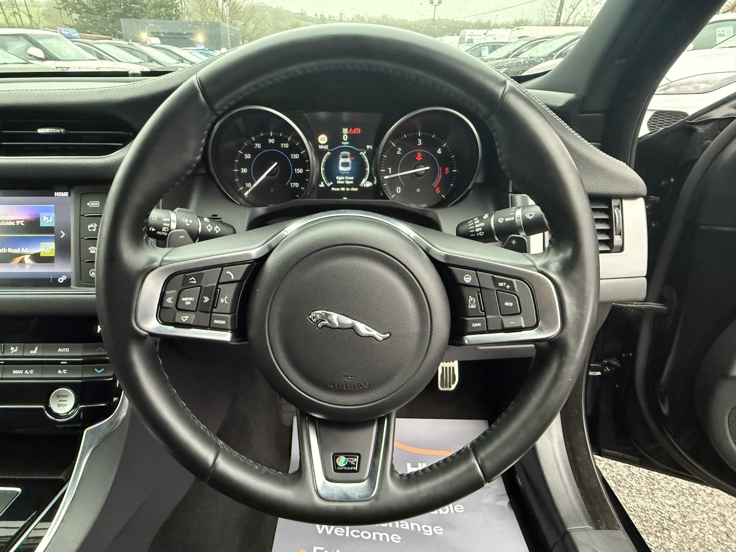 Used Jaguar XF 2017 for sale - 76982798: Photo 23