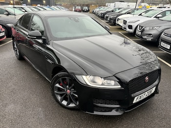 Used Jaguar XF 2017 for sale - 76982798: Photo