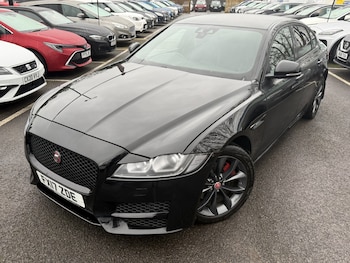 Used Jaguar XF 2017 for sale - 76982798: Photo