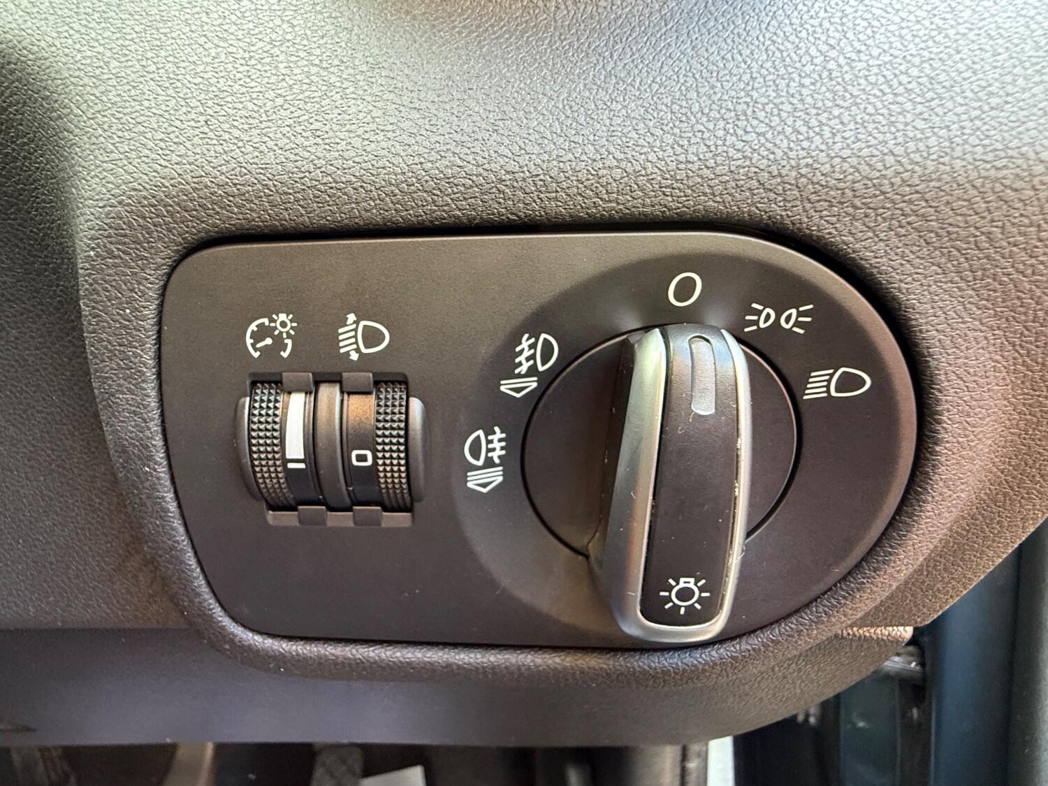 Used Audi A1 2015 for sale - 76369256: Photo 45