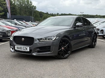 Used Jaguar XE 2018 for sale - 78997719: Photo