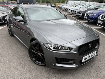 Used Jaguar XE 2018 for sale - 78997719: Photo