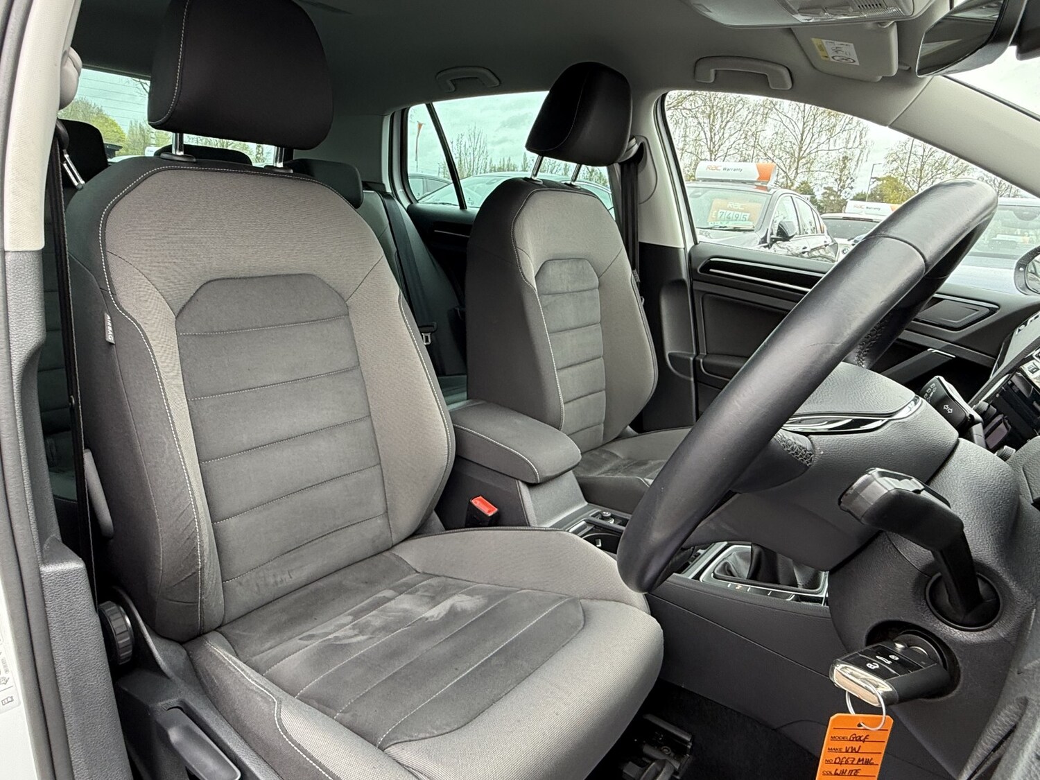 Used Volkswagen Golf 2017 for sale - 78057100: Photo 40