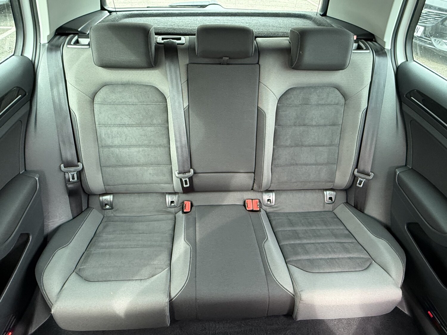 Used Volkswagen Golf 2017 for sale - 78057100: Photo 41