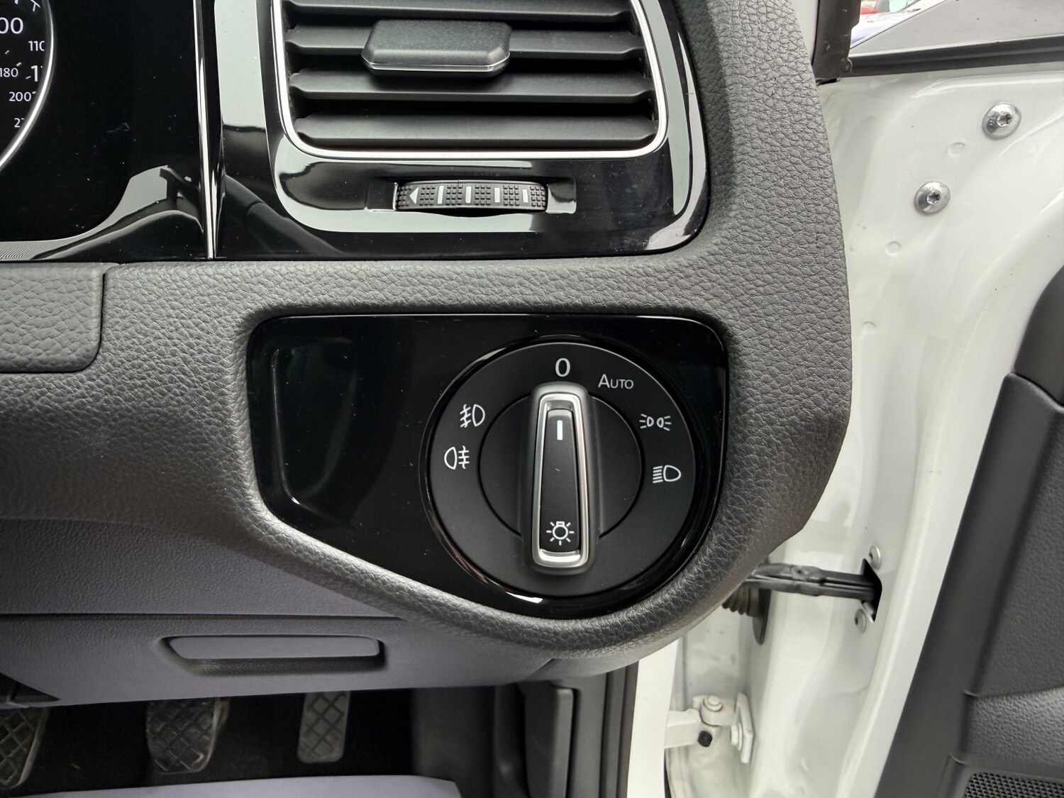 Used Volkswagen Golf 2017 for sale - 78057100: Photo 51