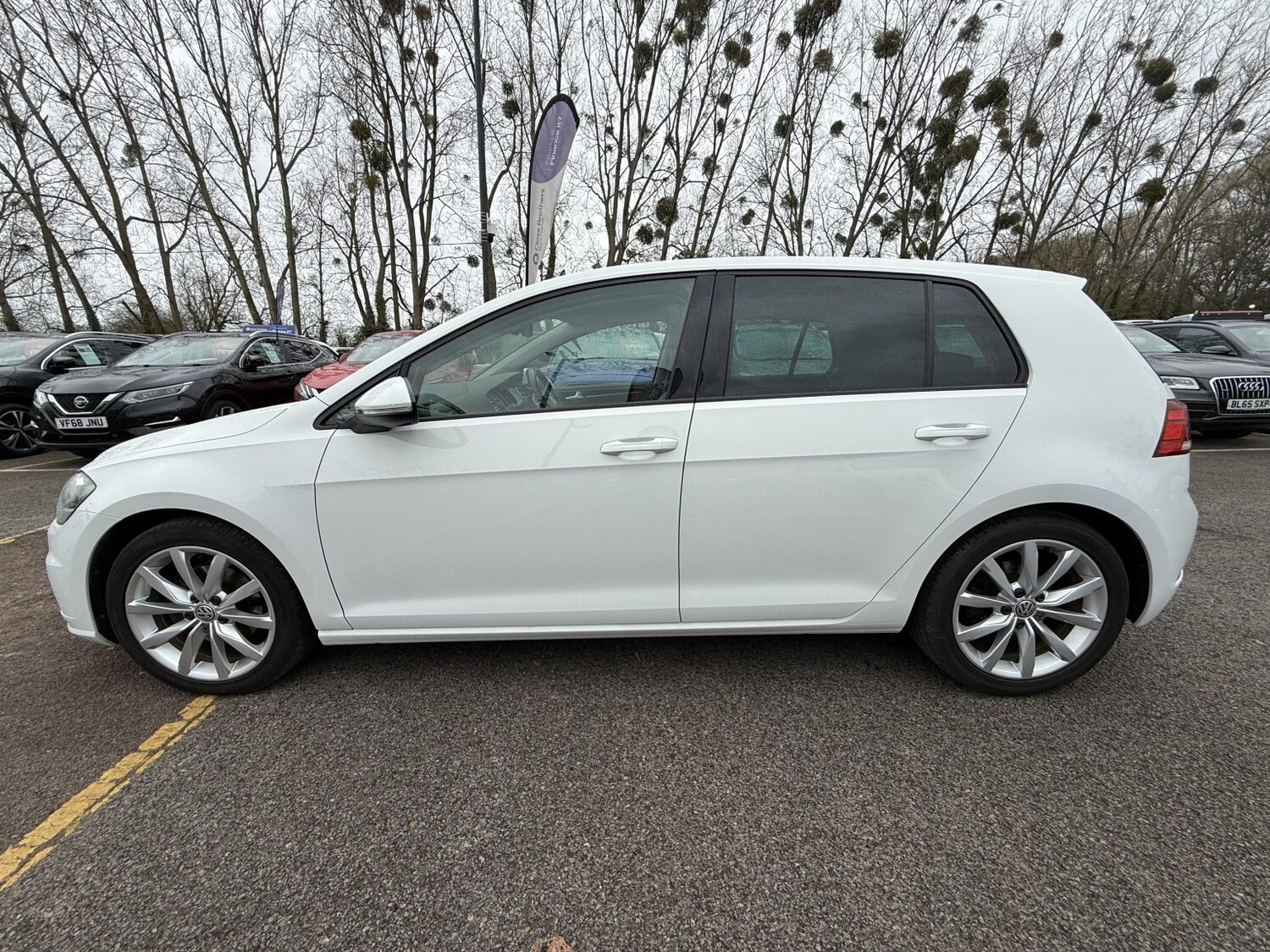 Used Volkswagen Golf 2017 for sale - 78057100: Photo 7