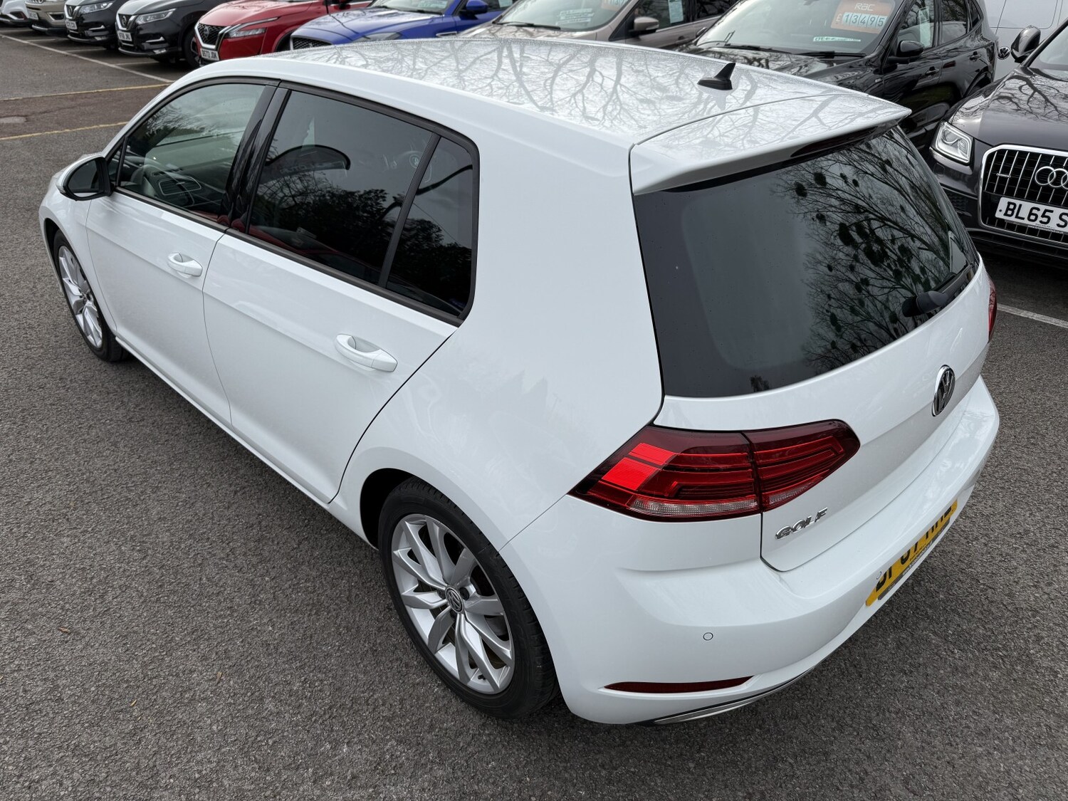 Used Volkswagen Golf 2017 for sale - 78057100: Photo 8