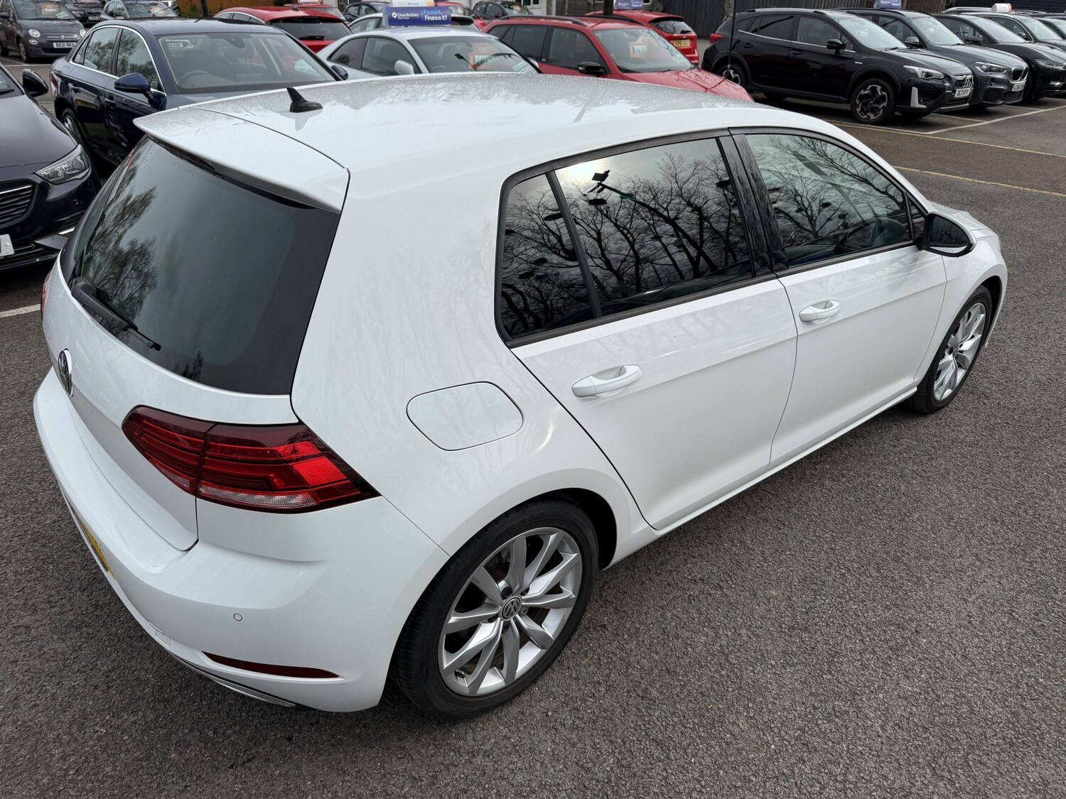 Used Volkswagen Golf 2017 for sale - 78057100: Photo 9