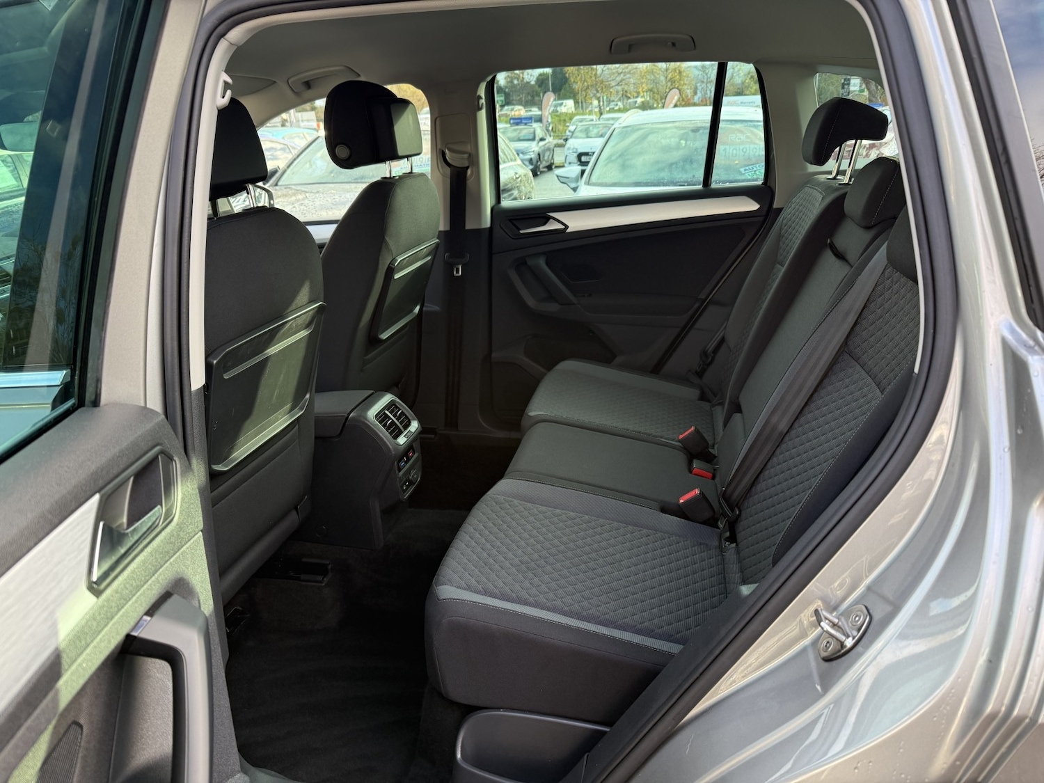 Used Volkswagen Tiguan 2019 for sale - 77129605: Photo 41