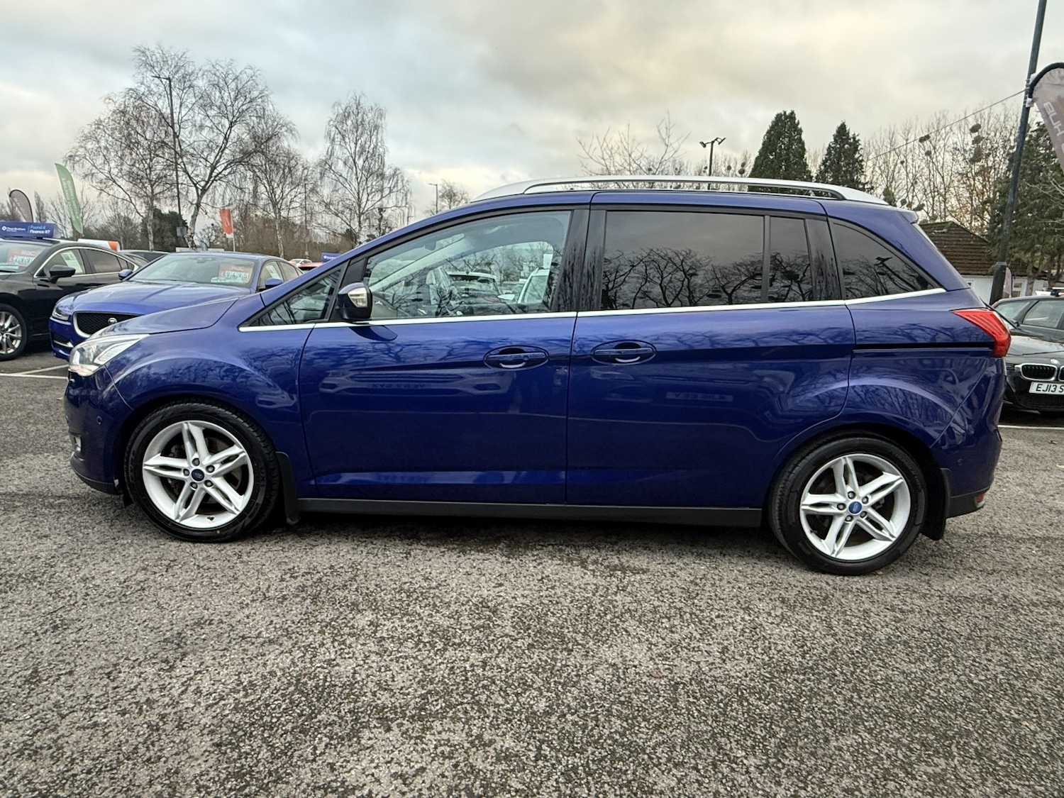 Used Ford Grand C-Max 2015 for sale - 76924303: Photo 7