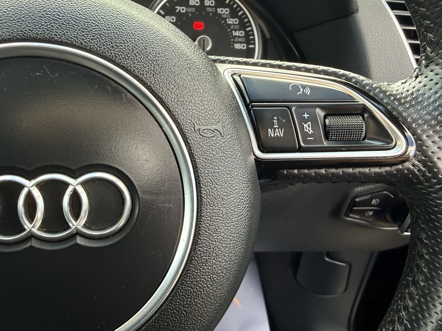 Used Audi Q5 2015 for sale - 77638999: Photo 34