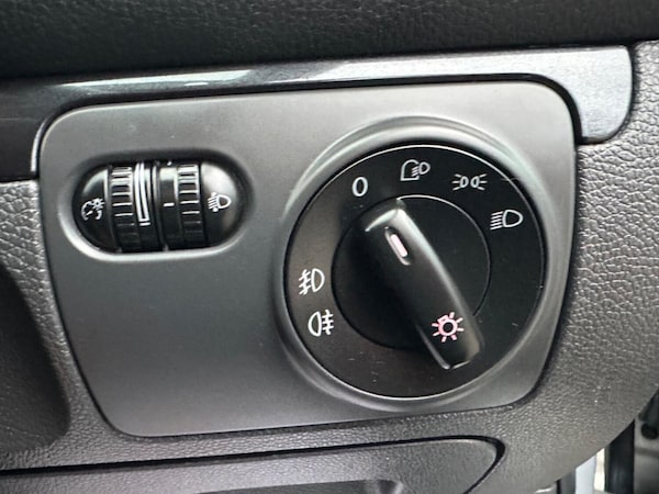 Used Volkswagen Golf 2007 for sale - 75190237: Photo 40