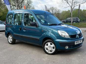 2004 - 1.5 dCi Expression Diesel Manual 5 Door