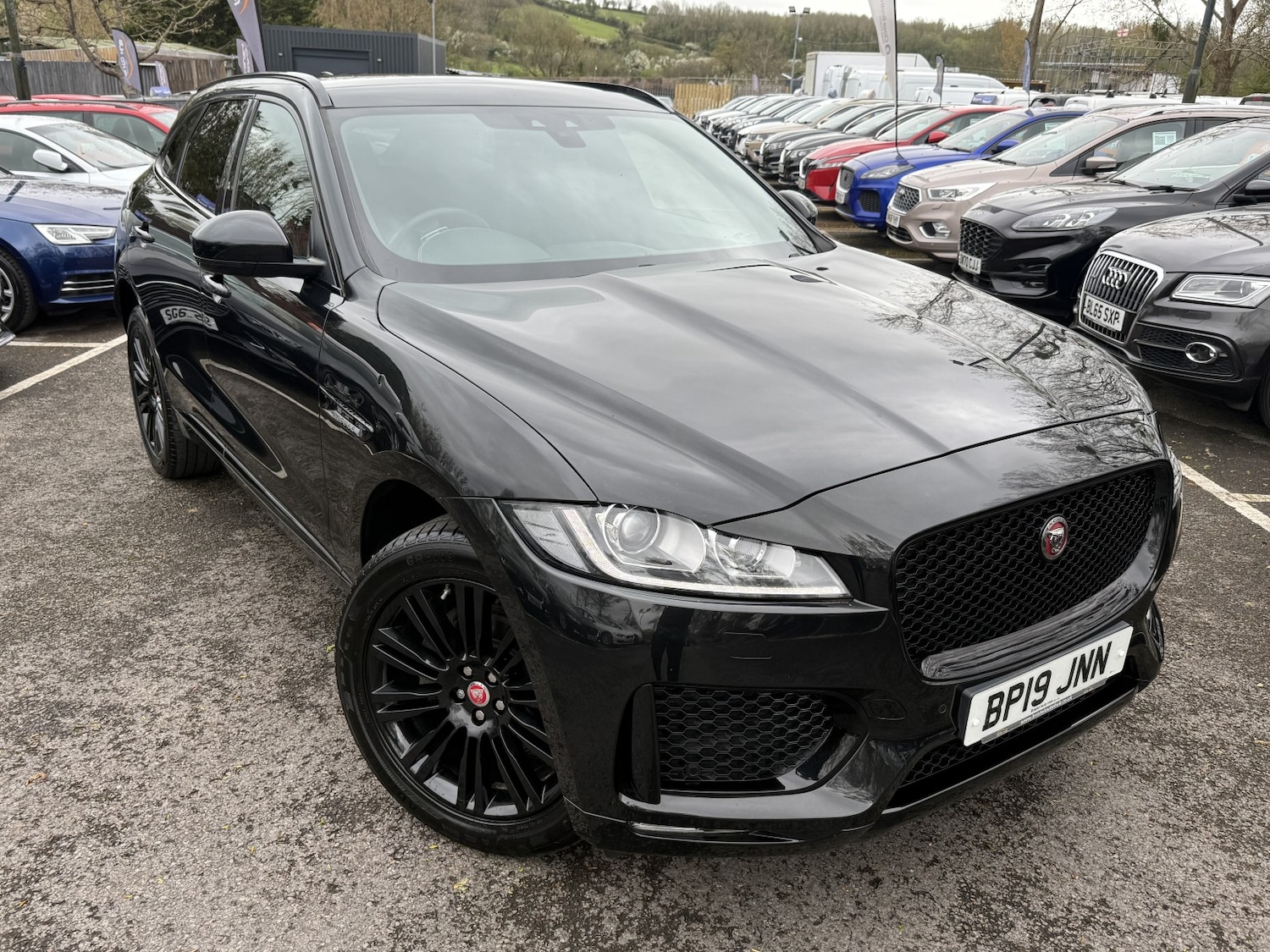 Used Jaguar F-Pace 2019 for sale - 78125118: Photo 3
