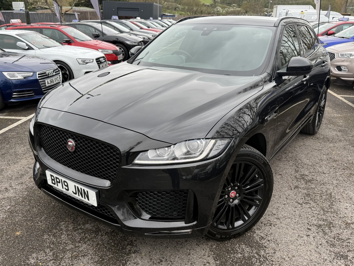 Used Jaguar F-Pace 2019 for sale - 78125118: Photo 4