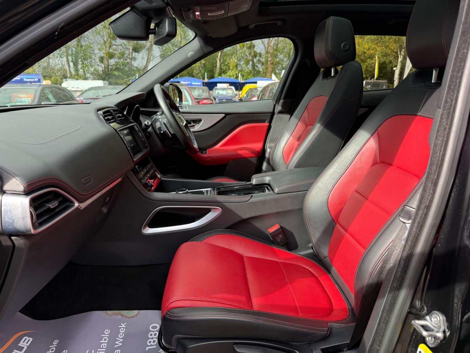 Used Jaguar F-Pace 2018 for sale - 76769504: Photo 43