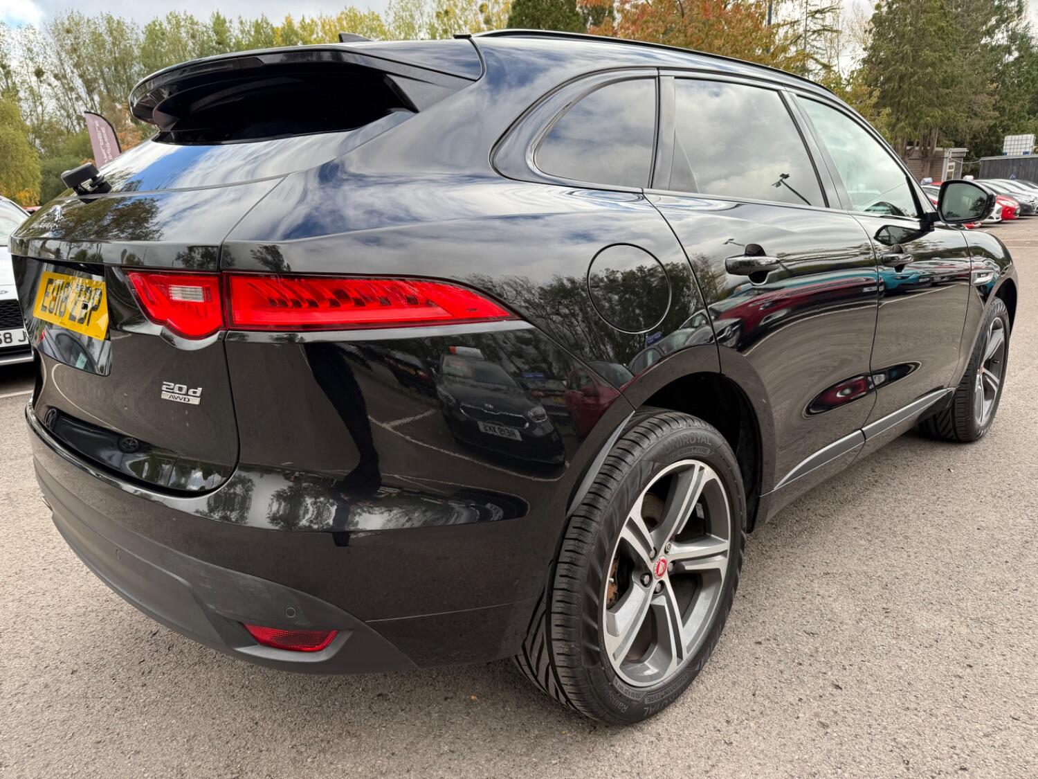 Used Jaguar F-Pace 2018 for sale - 76769504: Photo 9