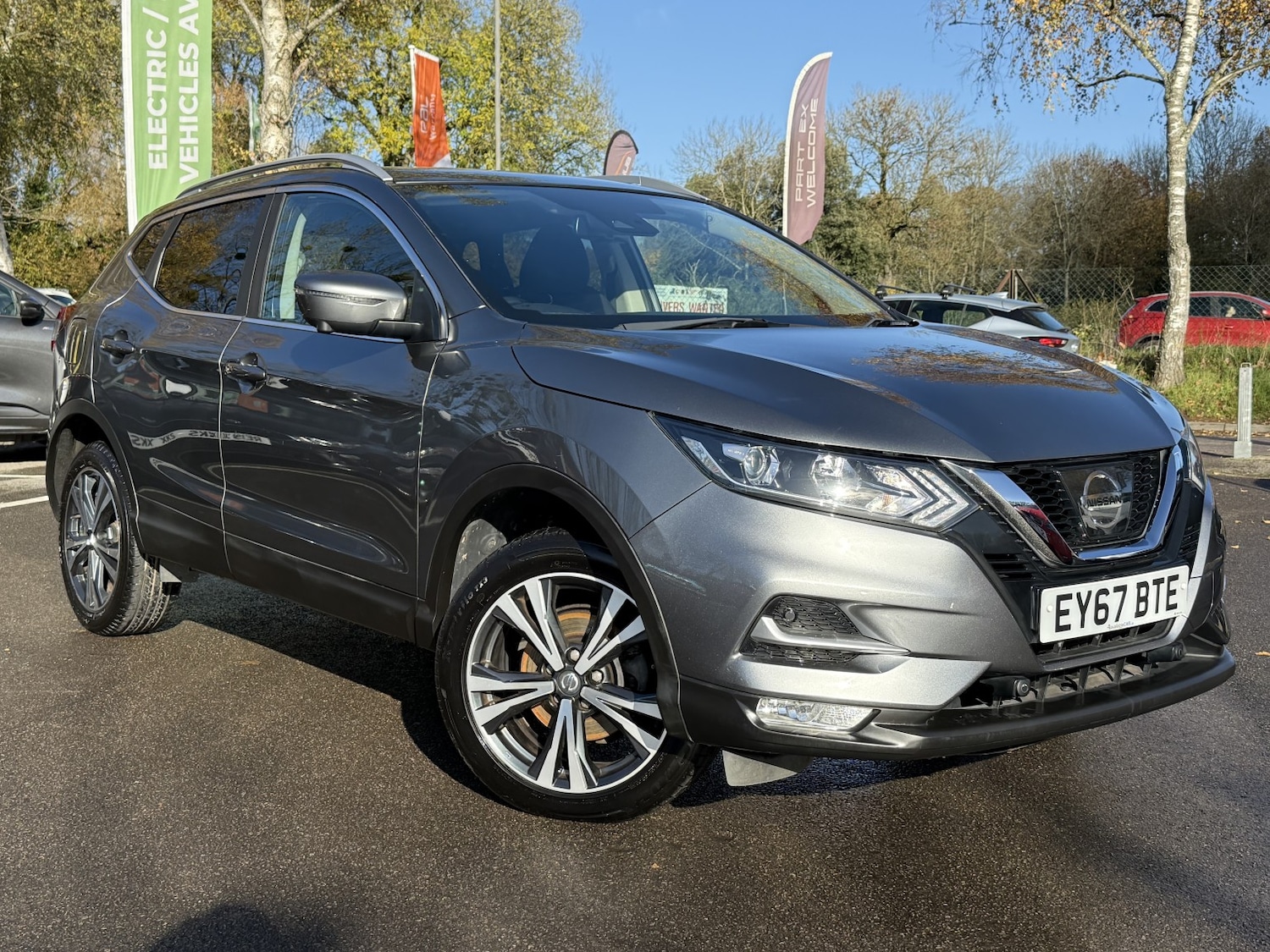 Used Nissan Qashqai 2017 for sale - 76521127: Photo 1