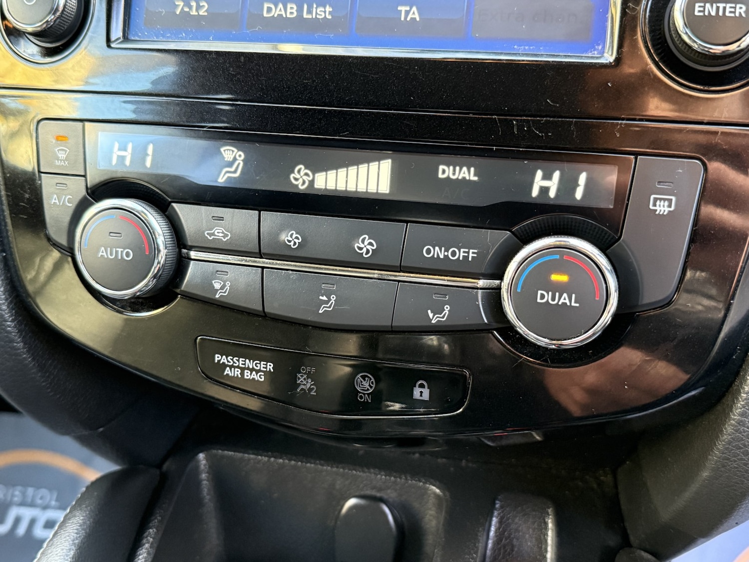 Used Nissan Qashqai 2017 for sale - 76521127: Photo 33