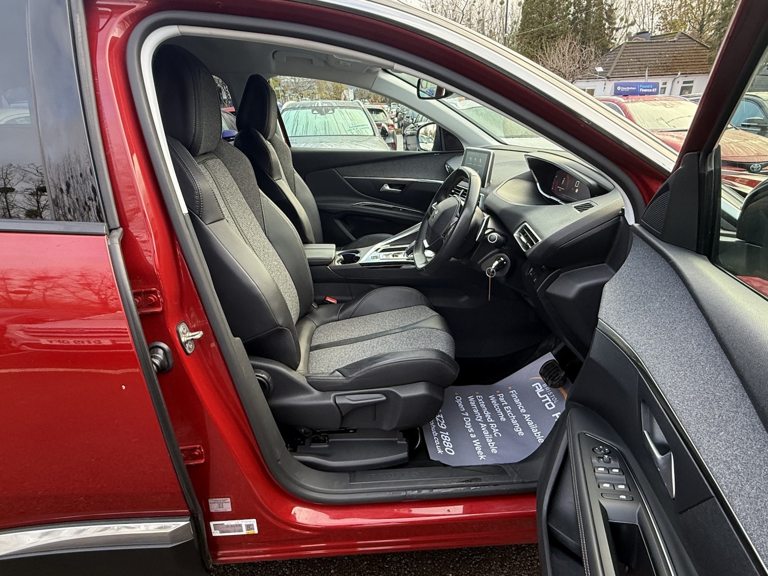 Used Peugeot 3008 2017 for sale - 76687232: Photo 11