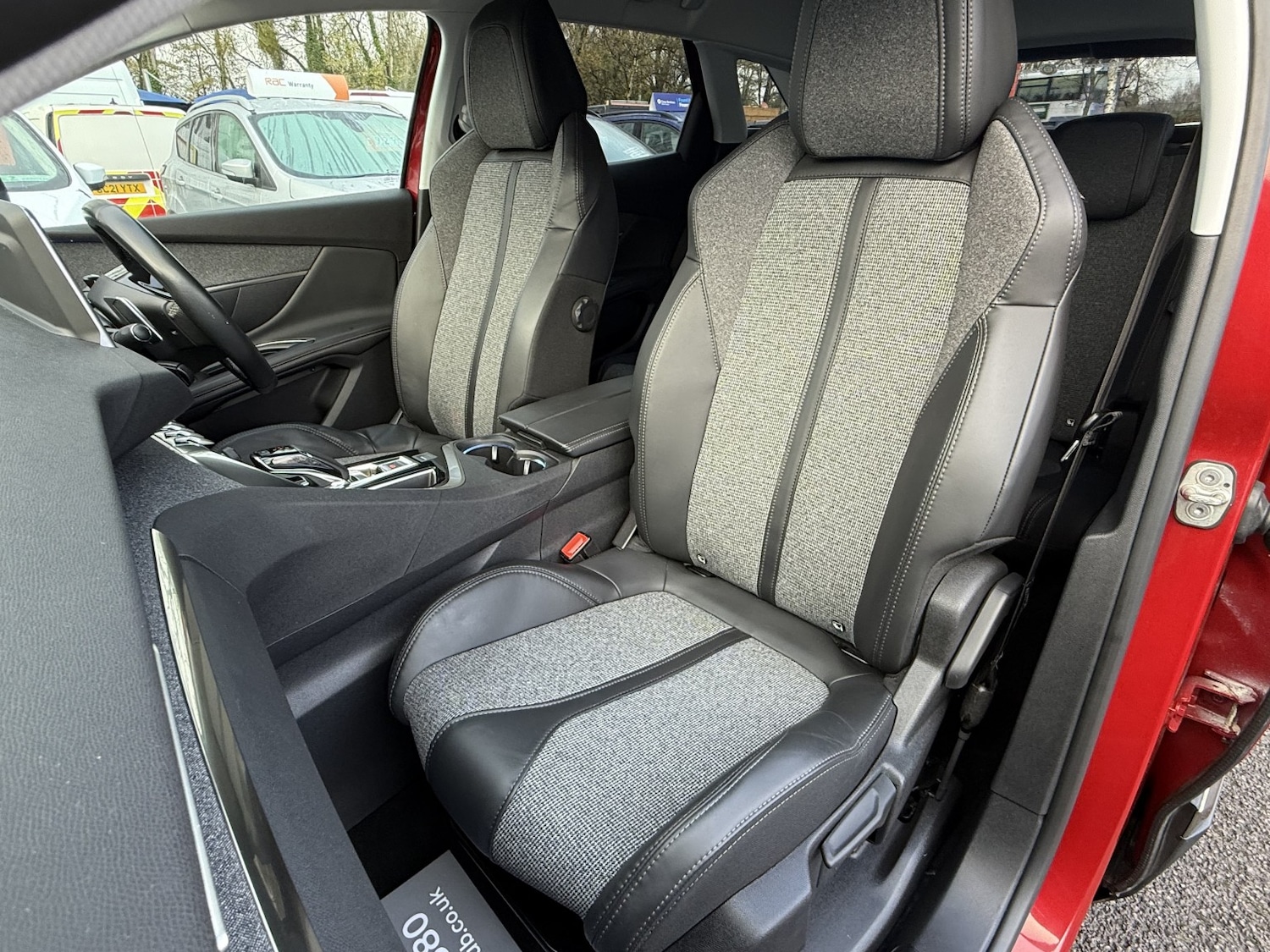 Used Peugeot 3008 2017 for sale - 76687232: Photo 40