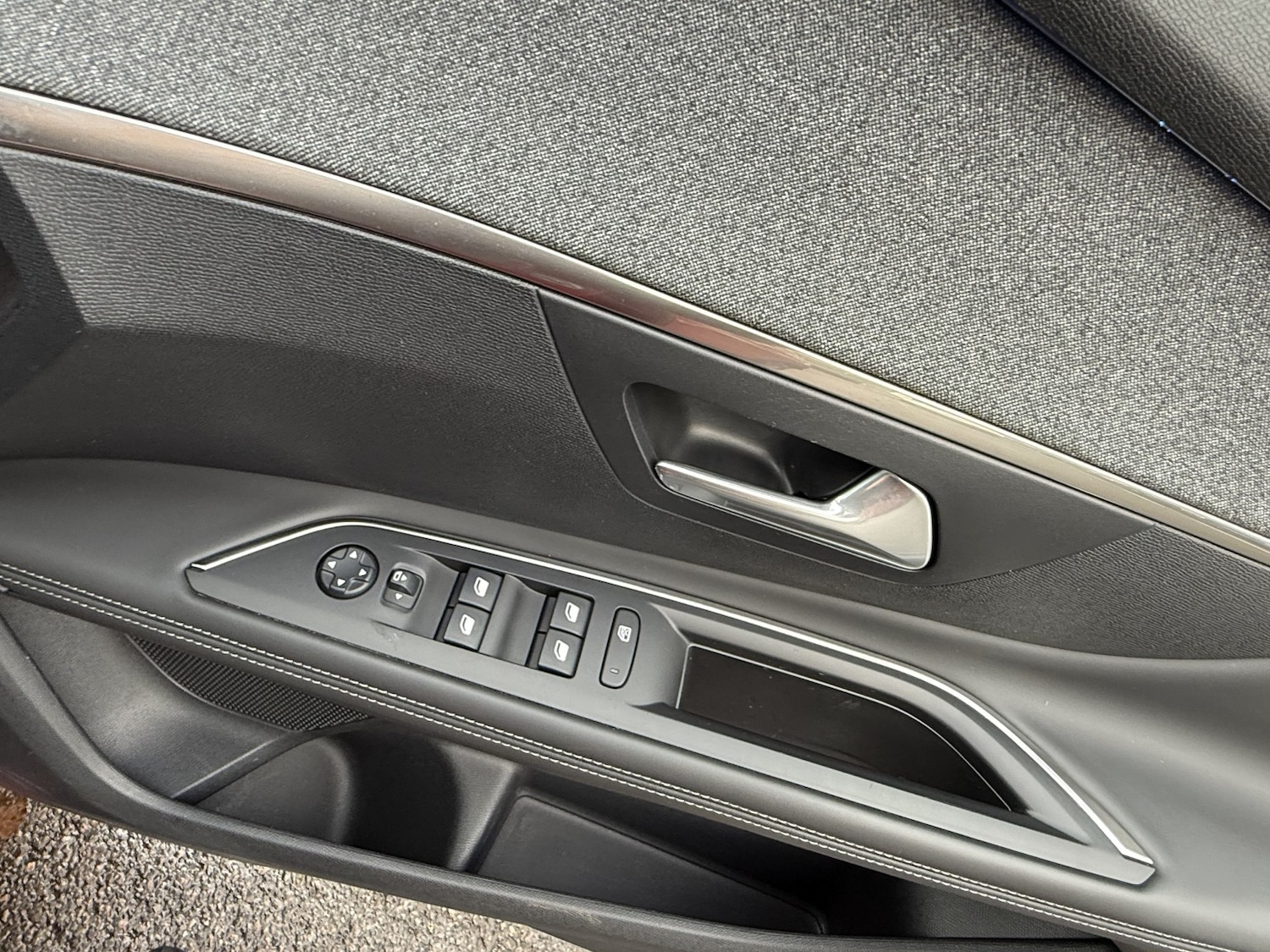 Used Peugeot 3008 2017 for sale - 76687232: Photo 48