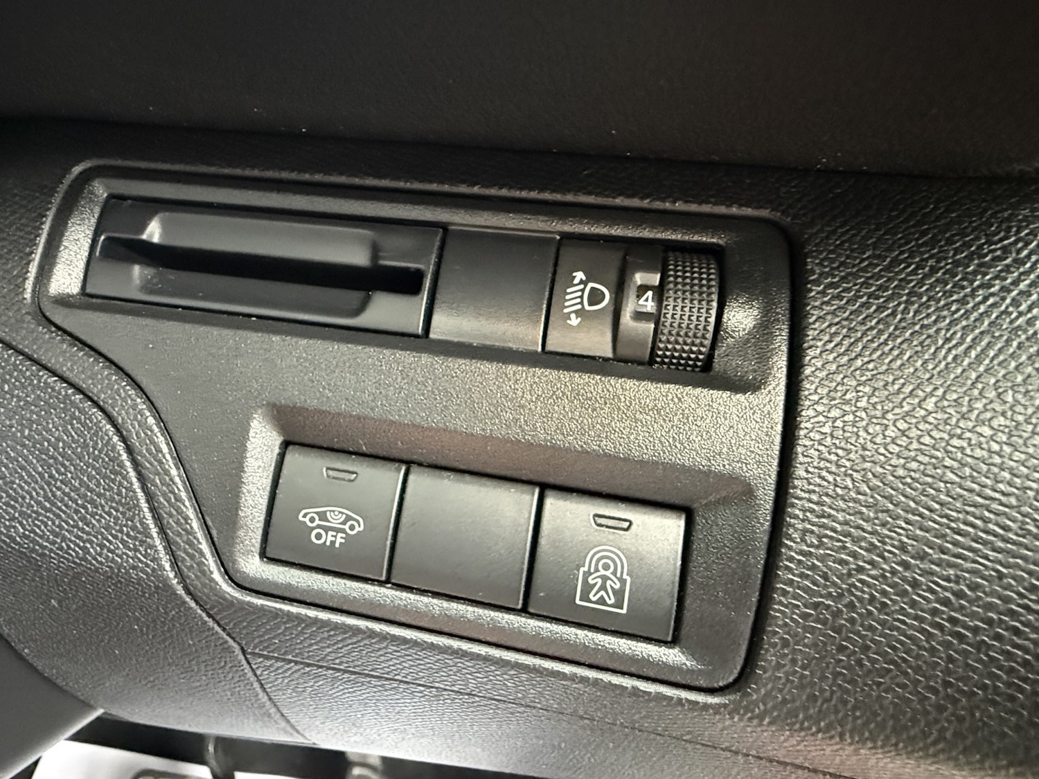 Used Peugeot 3008 2017 for sale - 76687232: Photo 49