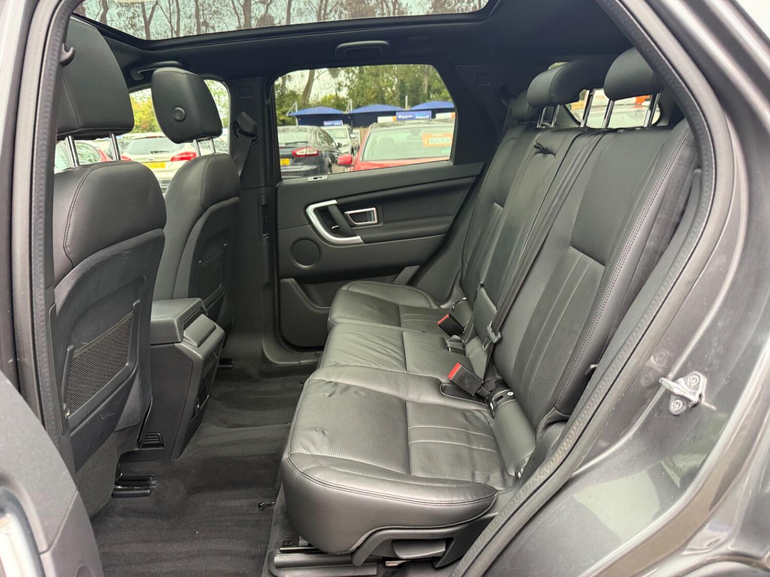 Used Land Rover Discovery Sport 2019 for sale - 76246232: Photo 44