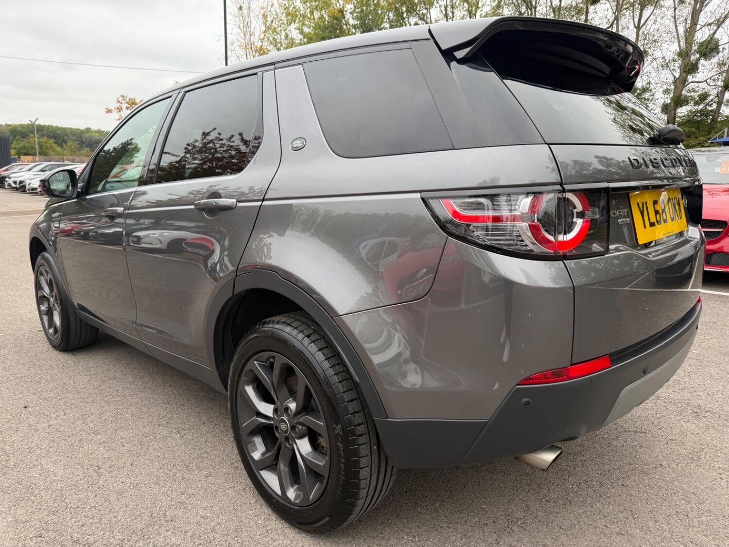 Used Land Rover Discovery Sport 2019 for sale - 76246232: Photo 8