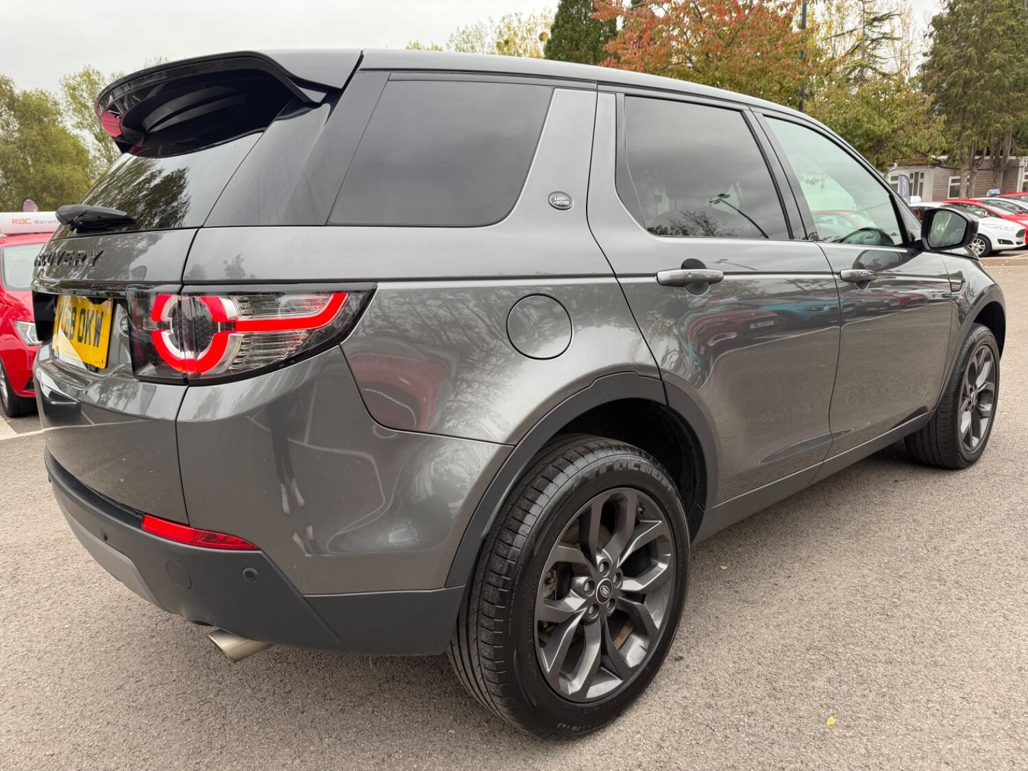 Used Land Rover Discovery Sport 2019 for sale - 76246232: Photo 9
