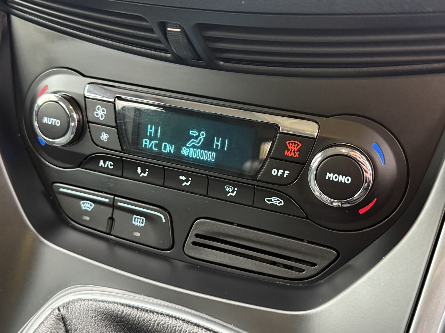 Used Ford C-Max 2012 for sale - 76446013: Photo 32