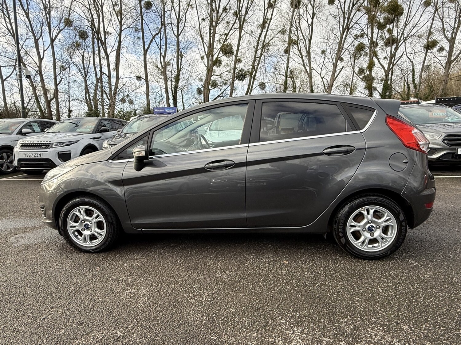 Used Ford Fiesta 2016 for sale - 76897028: Photo 9