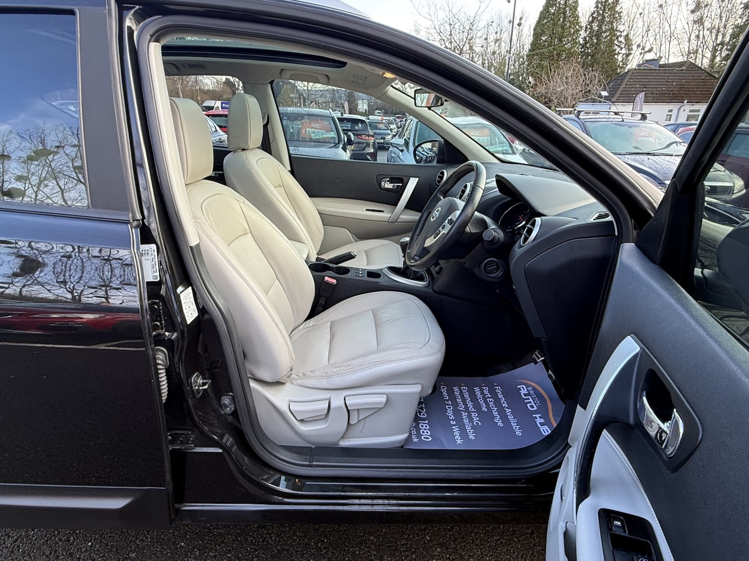 Used Nissan Qashqai 2012 for sale - 77073110: Photo 13