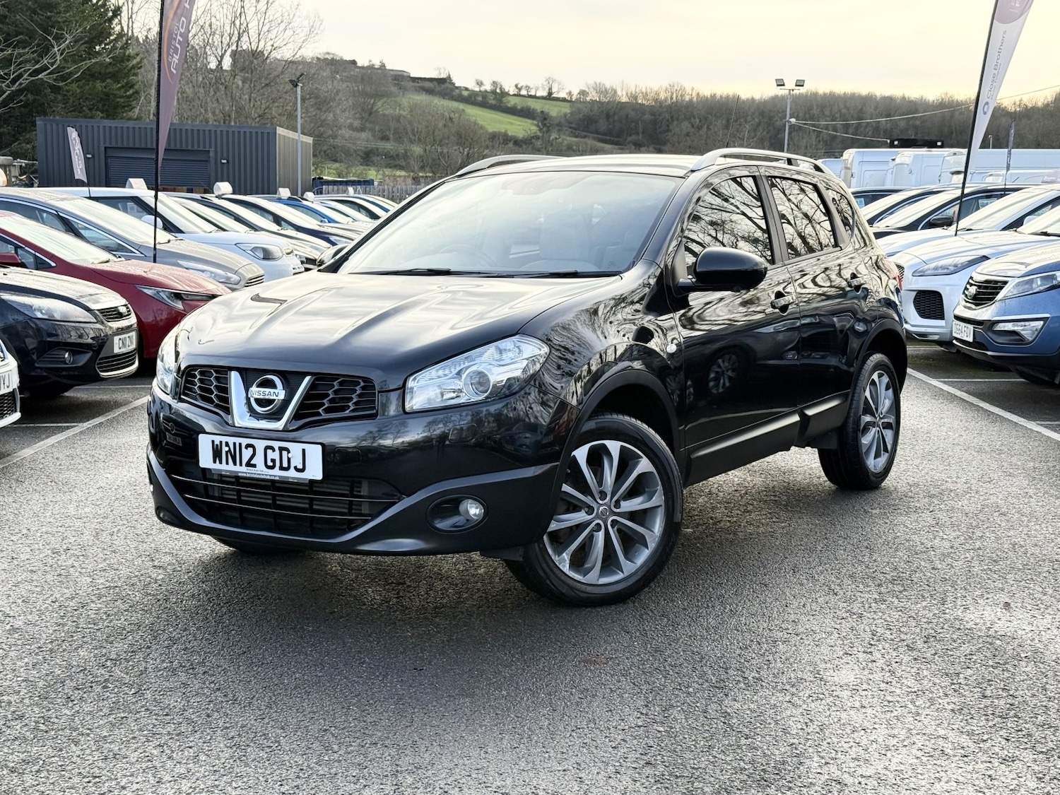 Used Nissan Qashqai 2012 for sale - 77073110: Photo 2
