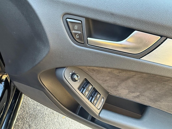 Used Audi A4 Avant 2009 for sale - 76186781: Photo 31