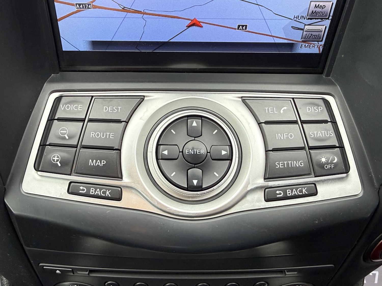 Used Nissan 370 Z 2011 for sale - 77478057: Photo 32