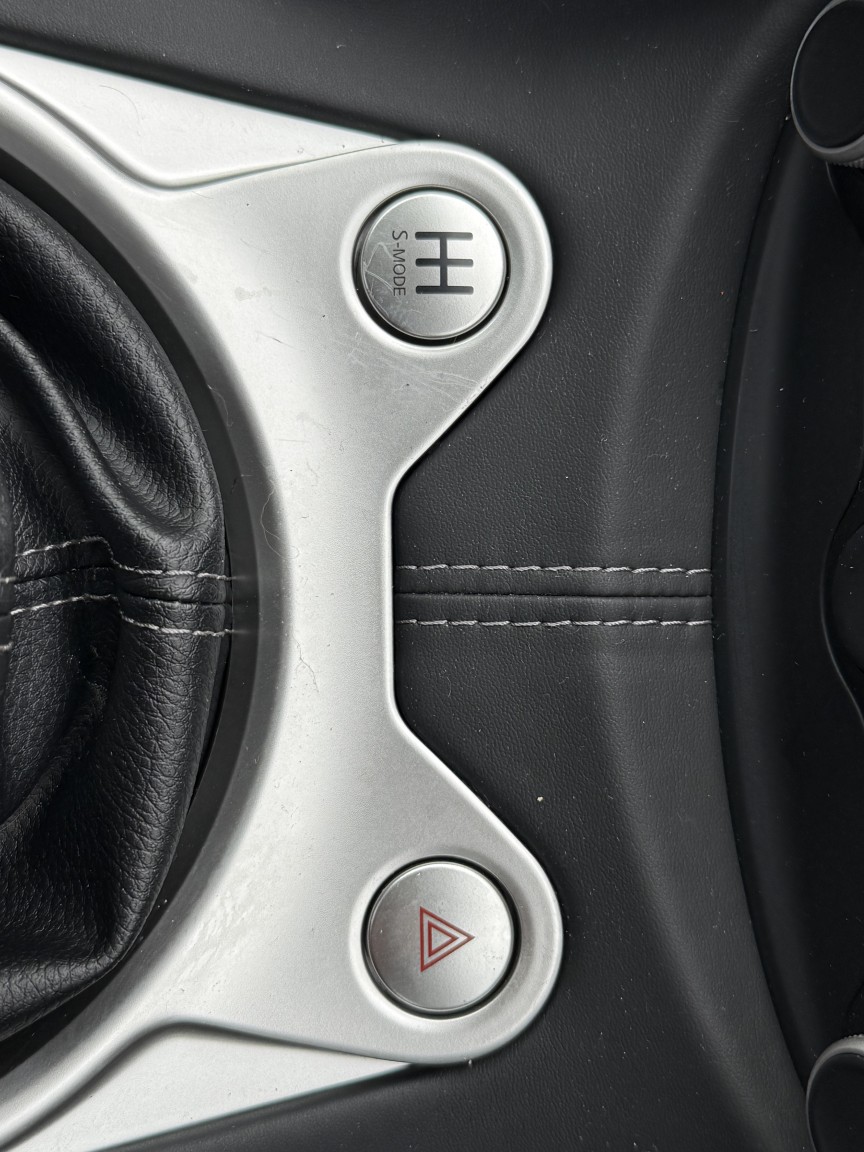 Used Nissan 370 Z 2011 for sale - 77478057: Photo 51