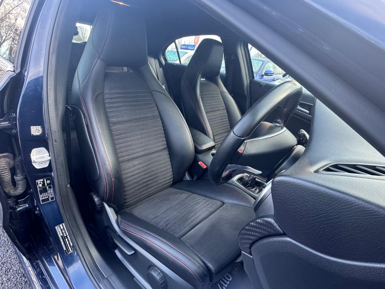 Used Mercedes-Benz A-Class 2018 for sale - 76618703: Photo 37