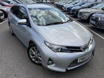 Used Toyota Auris 2015 for sale - 79475035: Photo