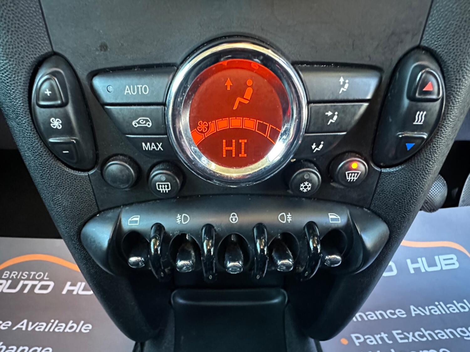 Used MINI Hatch 2011 for sale - 77609970: Photo 31