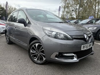 Used Renault Grand Scenic 2015 for sale - 78125188: Photo